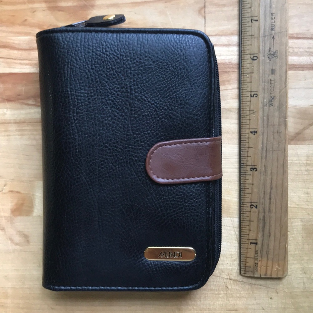 Mundi leather agenda planner and wallet